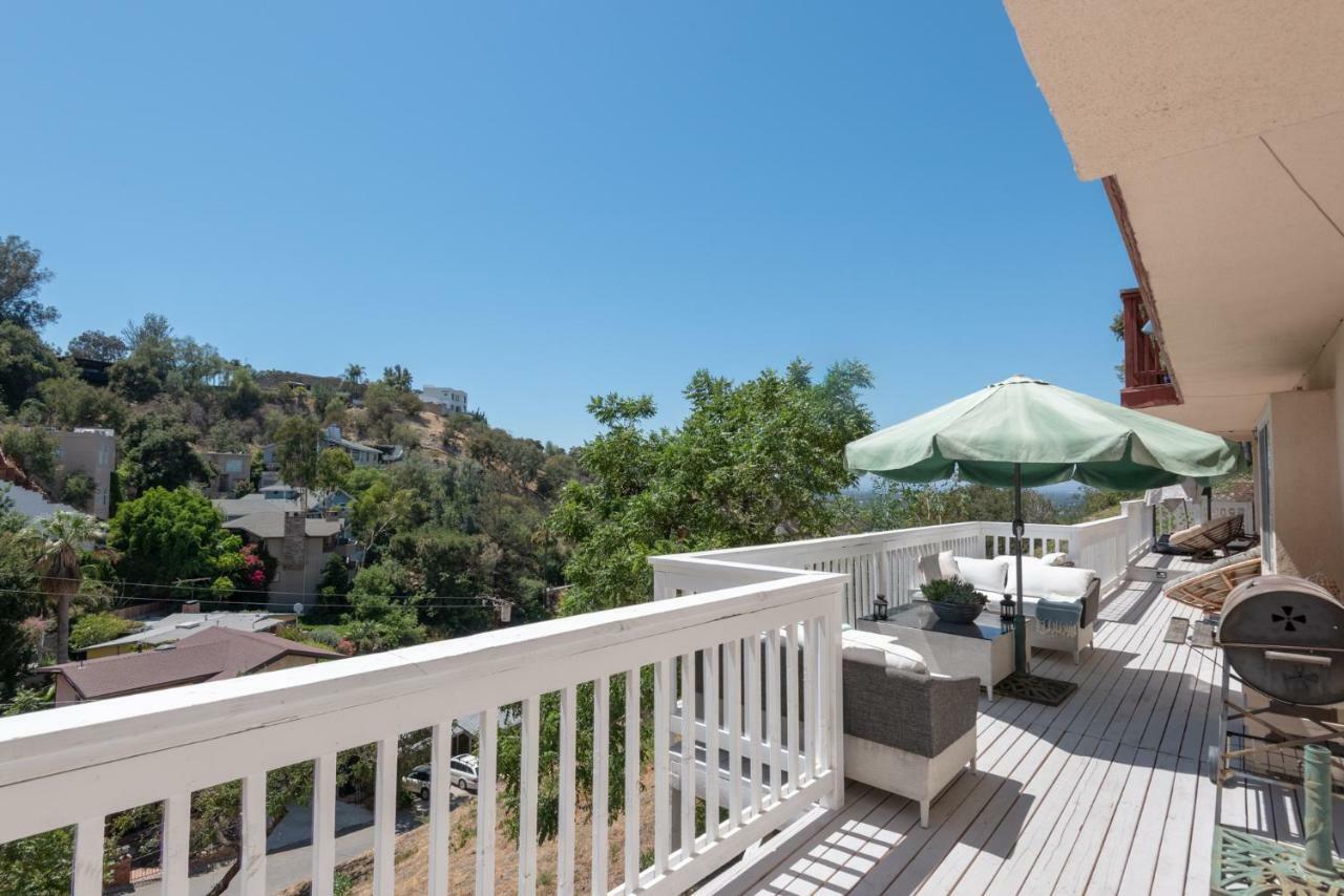 Modern Guest House Nestled In The Hollywood Hills With Huge Deck And Wow Views!ロサンゼルス エクステリア 写真