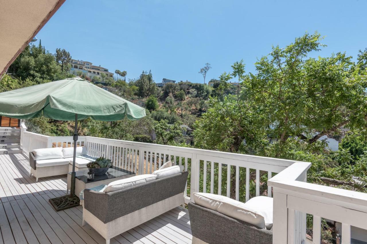 Modern Guest House Nestled In The Hollywood Hills With Huge Deck And Wow Views!ロサンゼルス エクステリア 写真