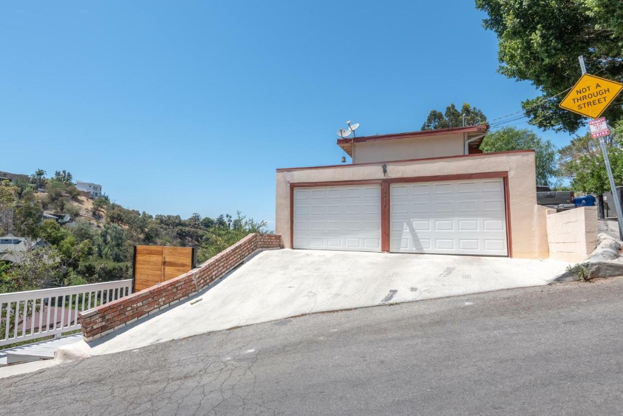 Modern Guest House Nestled In The Hollywood Hills With Huge Deck And Wow Views!ロサンゼルス エクステリア 写真